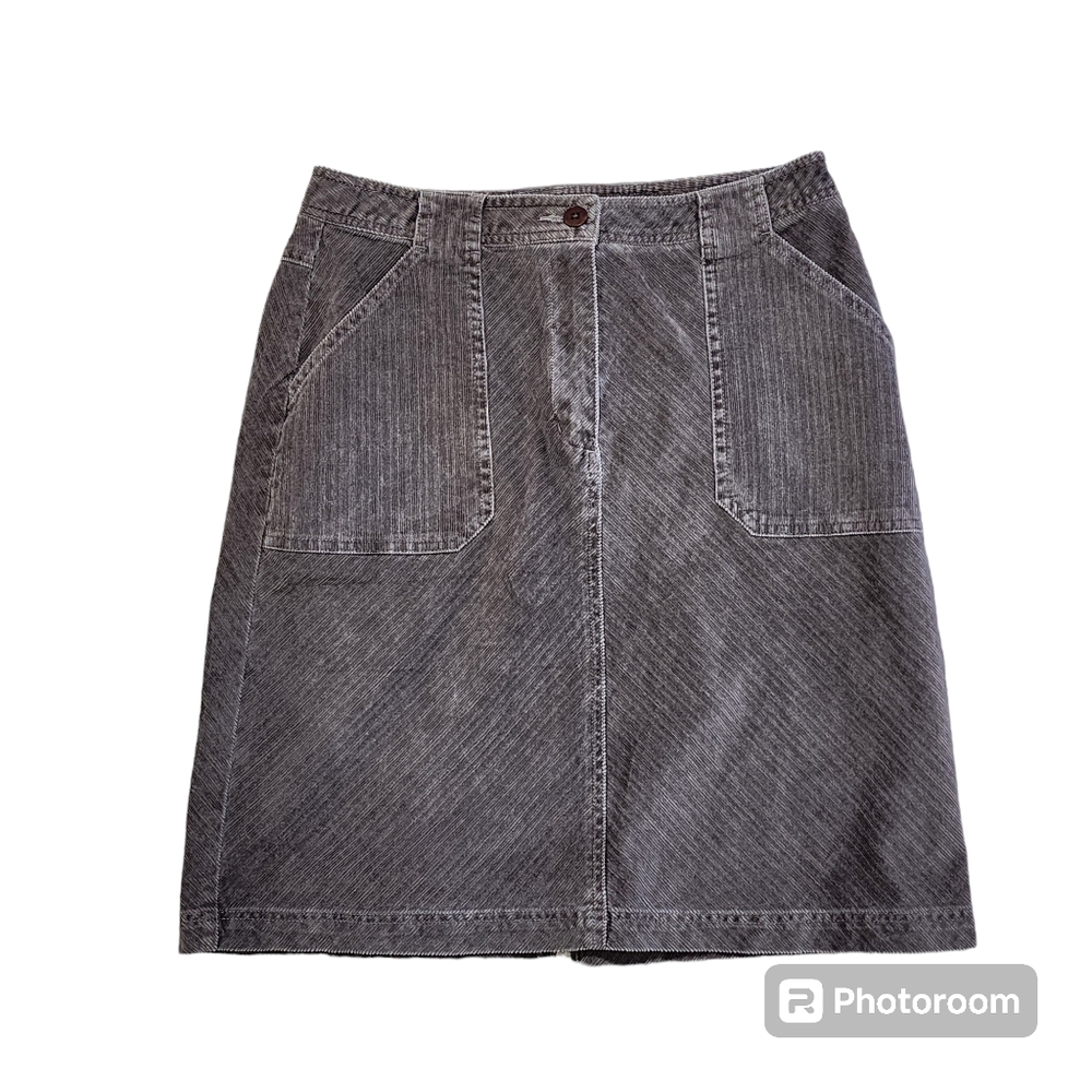Womens LL Bean Corduroy Skirt size 8 regular brown  below the knee